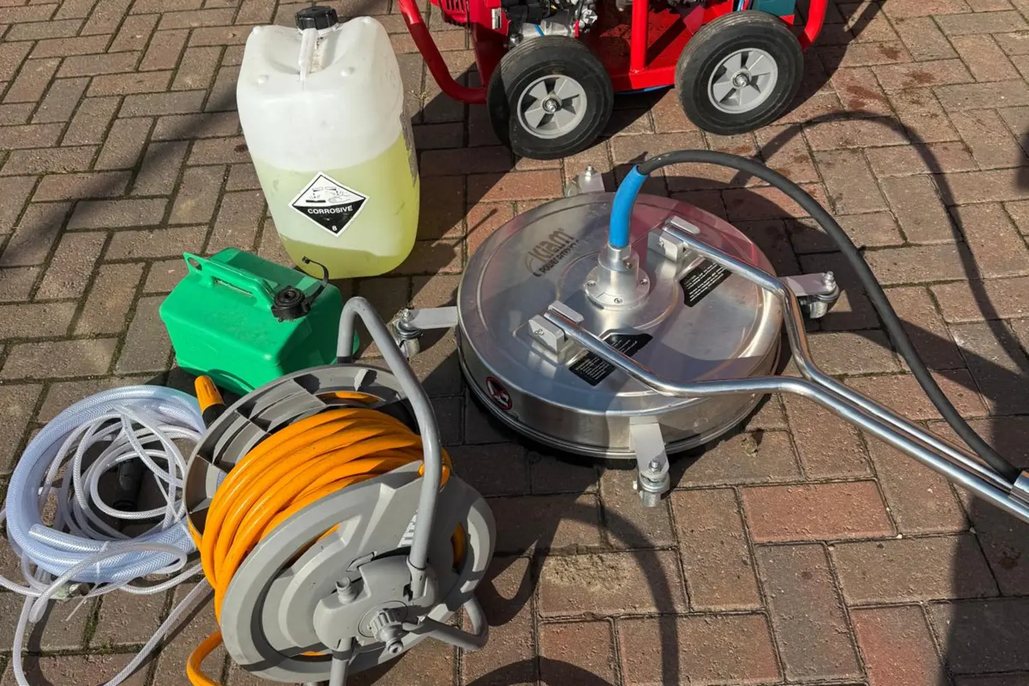 Pest Control York: Complete Guide to Local Pest Problems 9 Professional pest control equipment including power washer pressure washer and treatment tools used by York Harrogate technicians